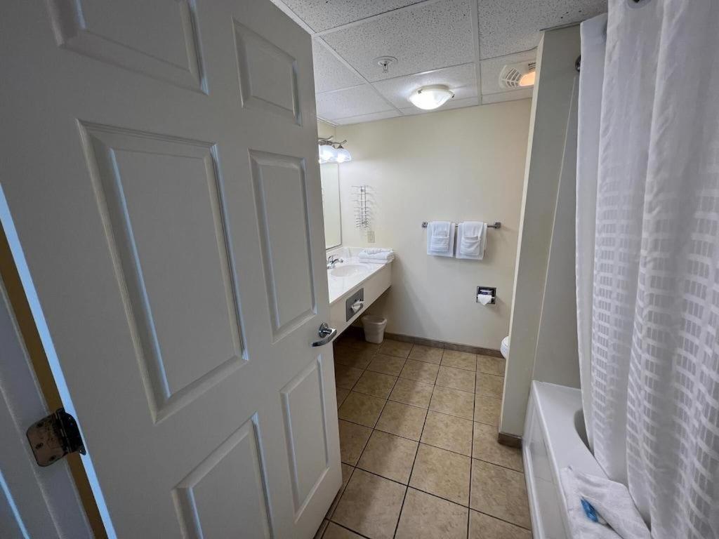 Villa 2501 S Ocean Blvd, 0831 - Ocean View Sleeps 8 Myrtle Beach Esterno foto